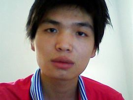 ♬.｡愁如云雾主播照片