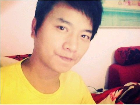 蓝色℃经典的主播照片