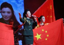刘子琪主播照片