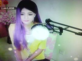 😸熱饅頭主播照片