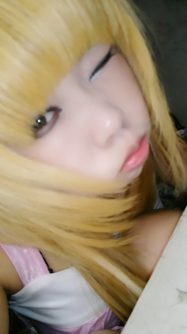 冷亚桂主播照片