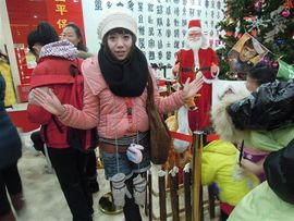 可爱丹儿主播照片