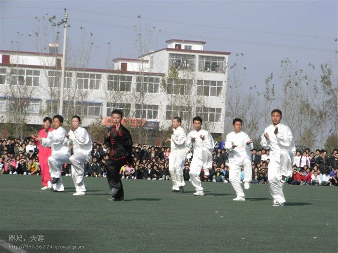 闵威1995的主播照片