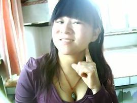 辽宁月月主播照片