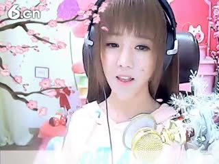 六间房美女主播☜小鱼儿@☞秀唱棋子视频