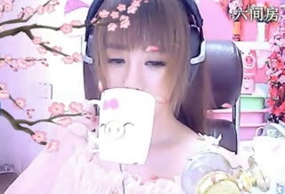 六间房美女主播☜小鱼儿❦☞直播间互动