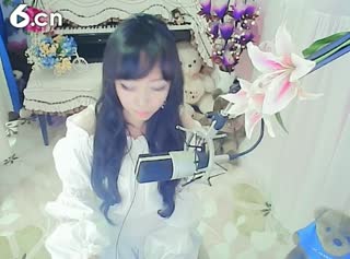 六间房秀场真人主播╭&equiv;★妙人儿ご 聊天交友视频秀