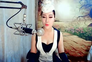 长发MM翻唱《酒后更想你》~好深情~