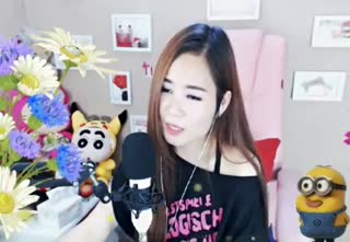 邻家小妹实力演唱《风吹麦浪》