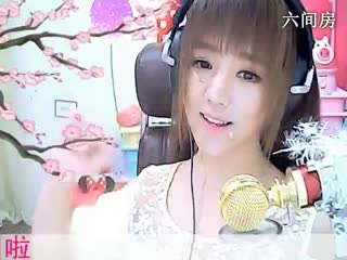 六间房唱歌聊天室“小鱼儿”