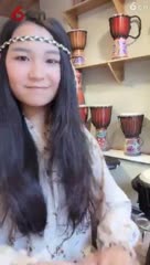 房间号727968-民族风情美女表演动感手鼓