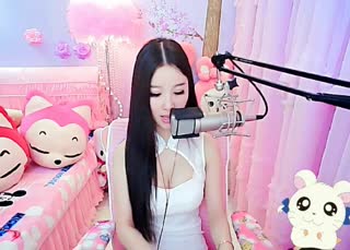女人啊都是一朵花~爱是泥土不要轻摘下
