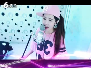 六间房甜美女主播◥▇摇滚☀女皇▇◤聊天交友视频秀