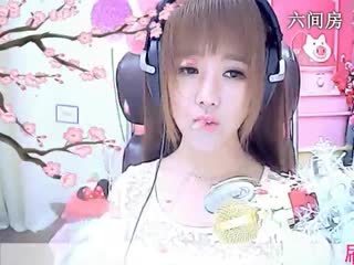 六间房秀场真人主播☜小鱼儿@☞直播中
