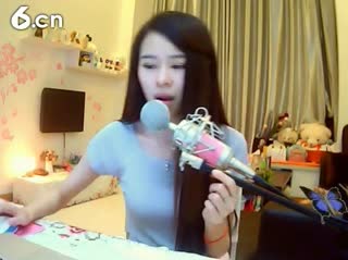 六间房甜美女主播❤尐雨熙 聊天交友