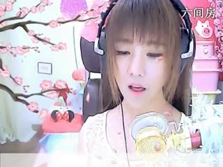 六间房美女主播小鱼儿秀唱求佛视频