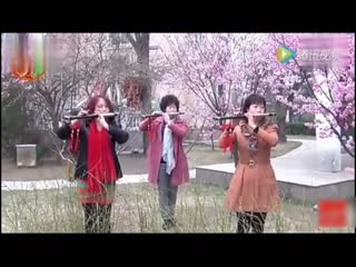 公园拍到五姐妹，太开放！