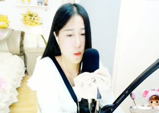 你难过的太表面~像没天赋的《演员》~