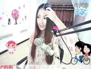 六间房美女主播你敢进来吗？深情演唱