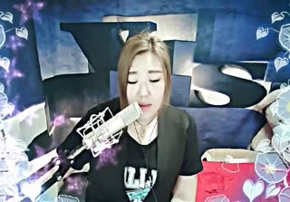 实力派~妹子深情演唱《叶子》~