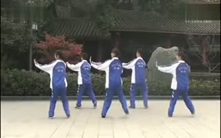 实拍千年古校石室中学滑稽版韵律操！