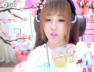 六间房呆萌女主播☜小鱼儿❦☞ 秀唱high歌