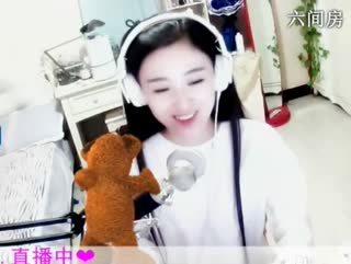 六间房最红主播夏目七 秀唱直播