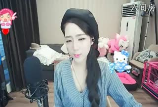 六间房美女主播Ai小小直播间互动