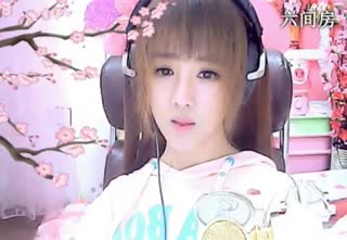 六间房美女主播☜小鱼儿❦☞秀唱视频