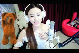 妹子翻唱《土鸡蛋》~超级搞笑~