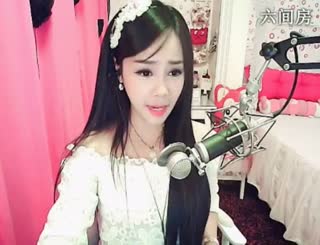 六间房美女主播╰⋛泡沫ღ寒兮⋚╯直播间互动