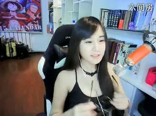 六间房热门美女秀8秒．．&middot;&deg;♡ 互动直播中