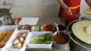山东杂粮煎饼果子，杂粮煎饼果子的做法