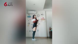 萝莉舞蹈活力四射 19.1.23