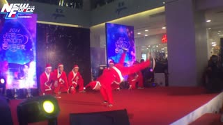 圣诞新力量舞蹈培训学校街舞
