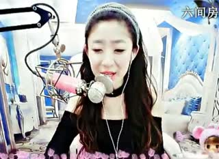 六间房热门美女╰❤小妖精💜╮ 在线交友聊天