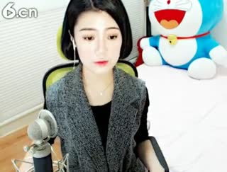 六间房美女主播NI毛毛雨秀唱视频