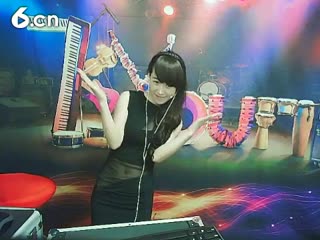 六间房最红主播⒎門★暮歌丫宝说唱视频