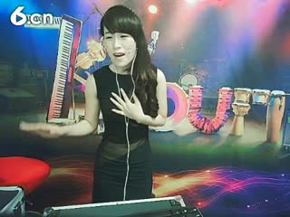 六间房美女主播⒎門★暮歌丫宝秀唱视频