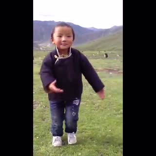 可爱的没sei了藏族小孩就是能歌善舞