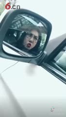 秀臂挡车美腿拦路，这群hot girl把气温都燃炸！