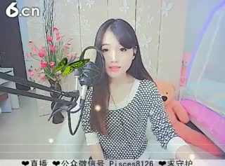 六间房秀场真人主播双鱼秀唱high歌