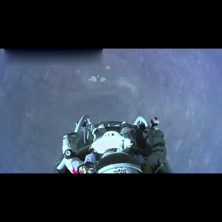 太空跳伞