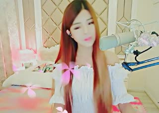 谁在用琵琶弹奏一曲《东风破》~