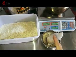 煎饼面糊怎么调才会脆，煎饼面糊里有什么才脆