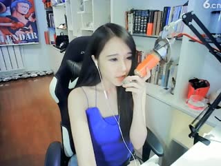 也许时间是一种解药~也是我现在正服下的毒药