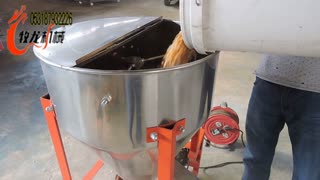 立式搅拌机玉米粒加水视频