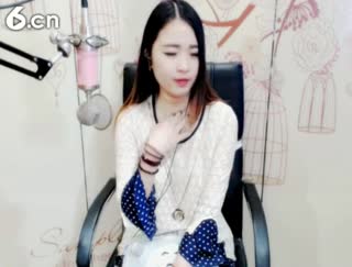 六间房美女主播◤ゞ小❤雯ziゞ◥交友聊天