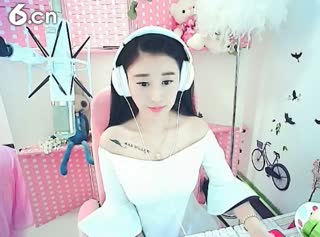 六间房美女主播来嘛来嘛~安然 秀唱直播