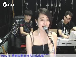 六间房美女主播789组合秀唱我愿意视频